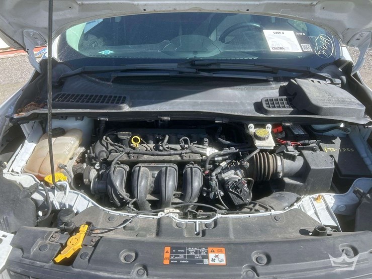 2015-ford-escape-image-13