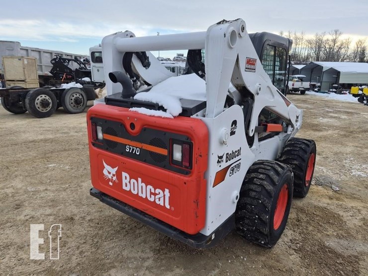 2022-bobcat-s770-image-9