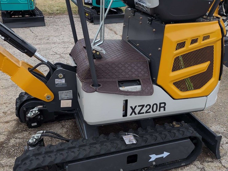 cfg-industrial-mini-excavator---xz20r---yellow-image-3