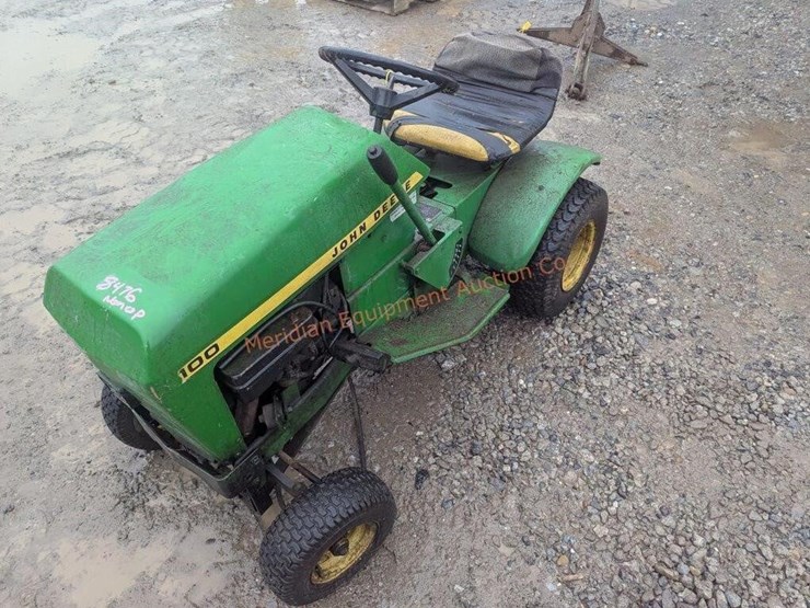 john-deere-100-image-4