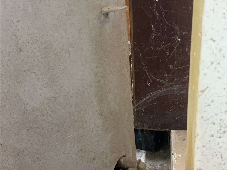 vizo-10-gallon-visable-gas-pump-image-10