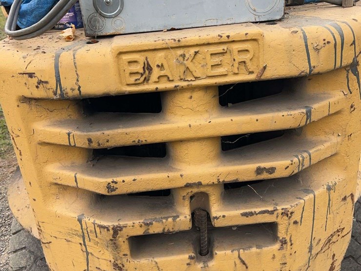 baker-forklift-image-23