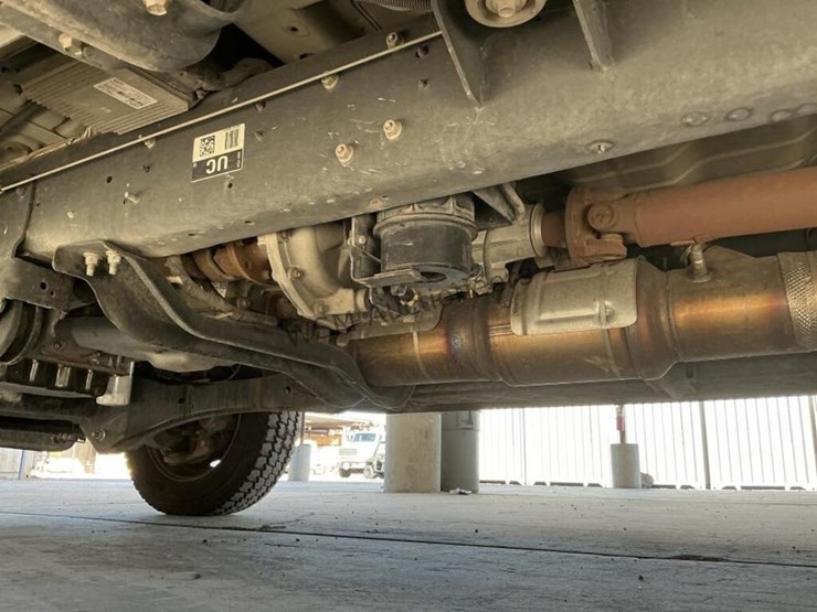 2016-ford-f550-image-30