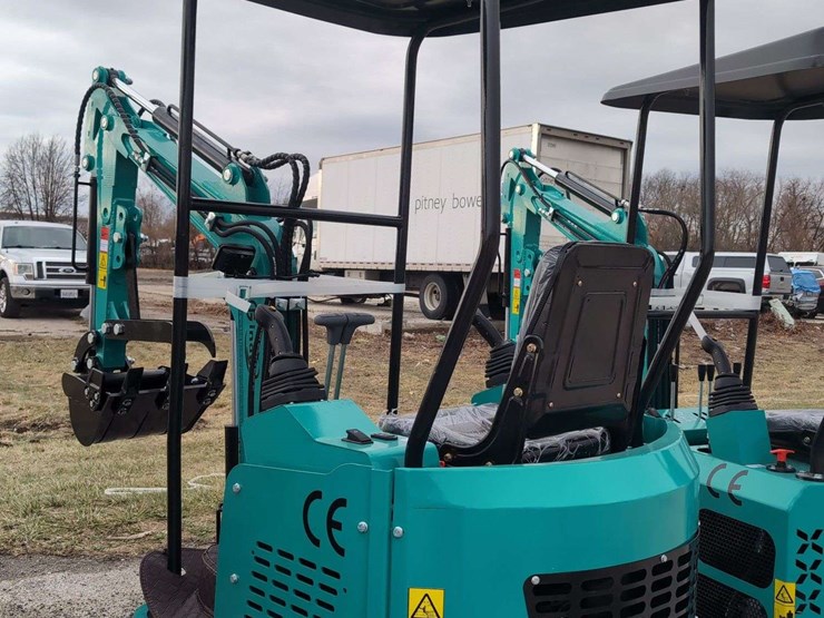 cfg-industrial-mini-excavator---h15r---green-image-7