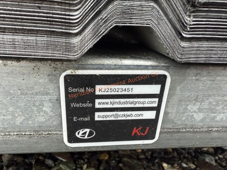 kj-10'-x-36"-galvalume-panels-image-5