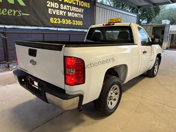 2008-chevrolet-silverado-1500-image-8