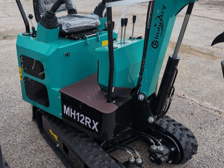 cfg-industrial-mini-excavator---mh12rx---green-image-7