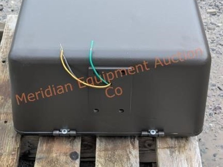 2--flagpole-lights-image-6