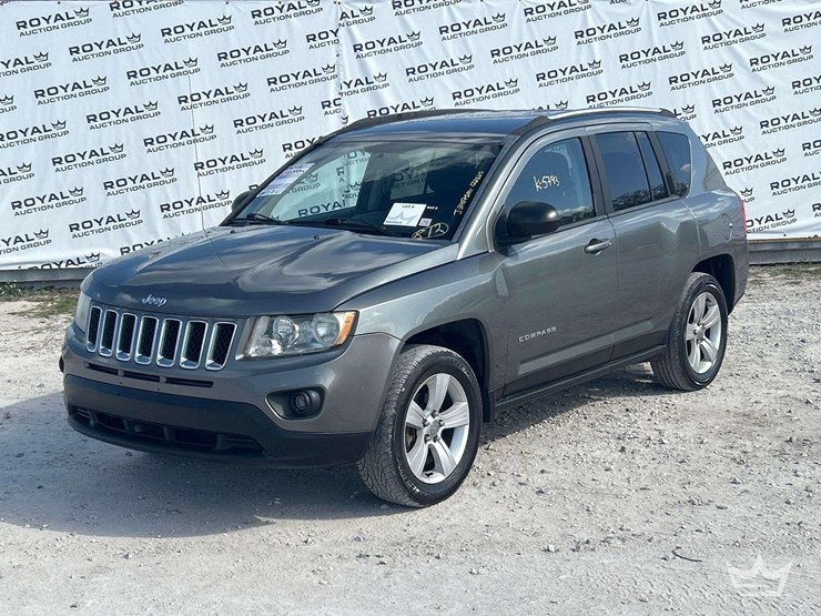 2012-jeep-compass-image-1