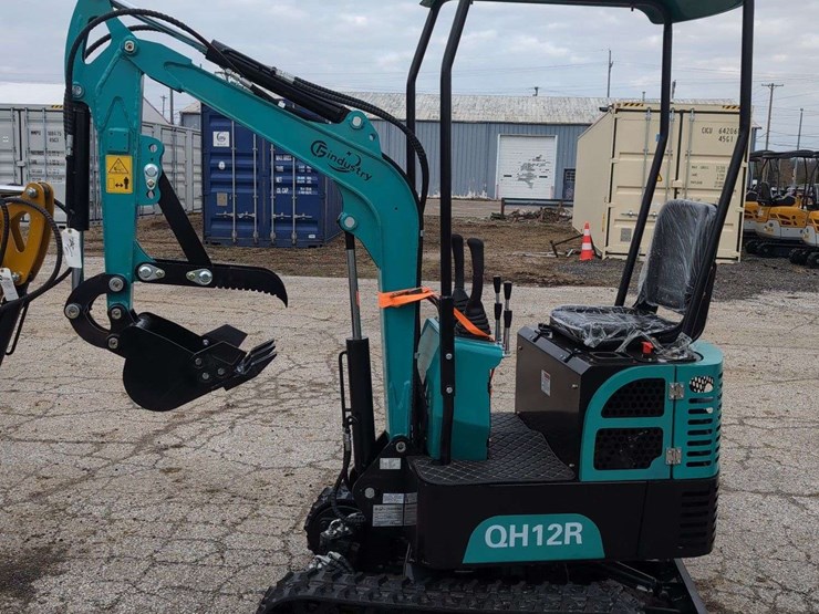 cfg-industrial-mini-excavator---qh12r---green-image-1