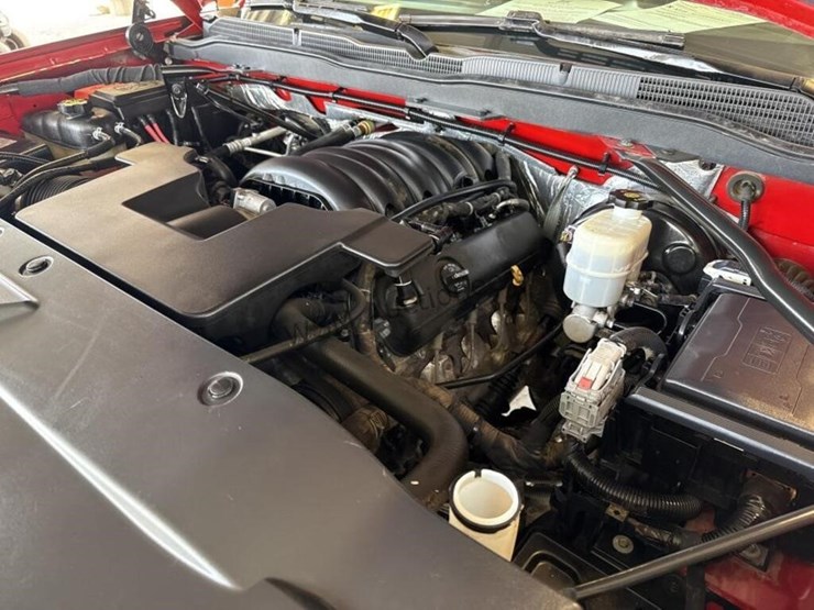 2015-chevrolet-silverado-1500-image-12