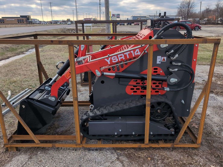 agt-mini-skid-steer-loader---ysrt14---red-image-1