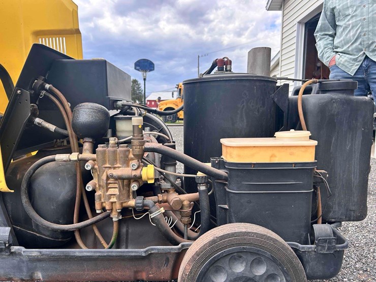 karcher-hds-890-3-phase-pressure-washer-image-12