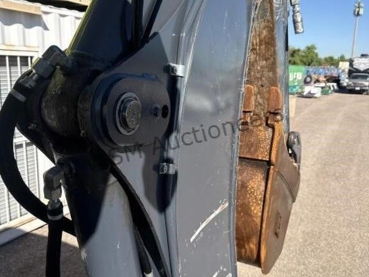 deere-310l-ep-image-36