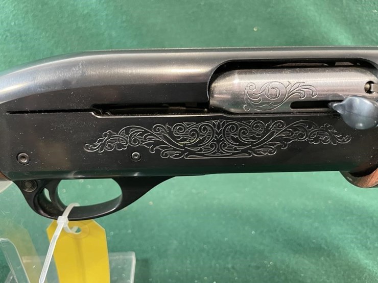 remington-mdl.1100-12ga-shotgun-image-5
