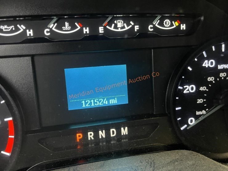 2021-ford-f350-xl-image-35