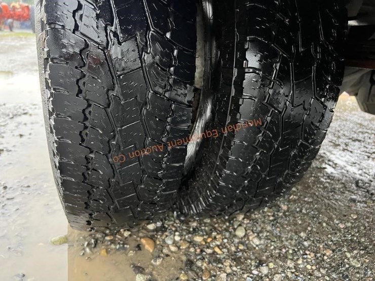 ford-f350-xlt-image-14