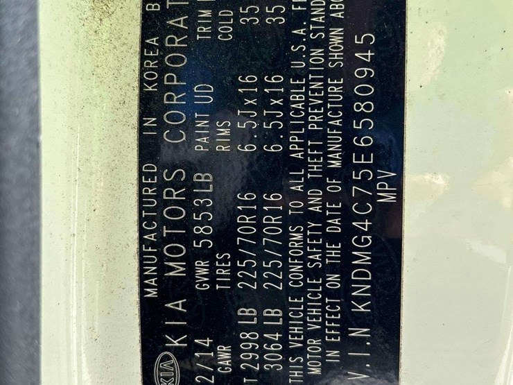 2014-kia-sedona-image-5