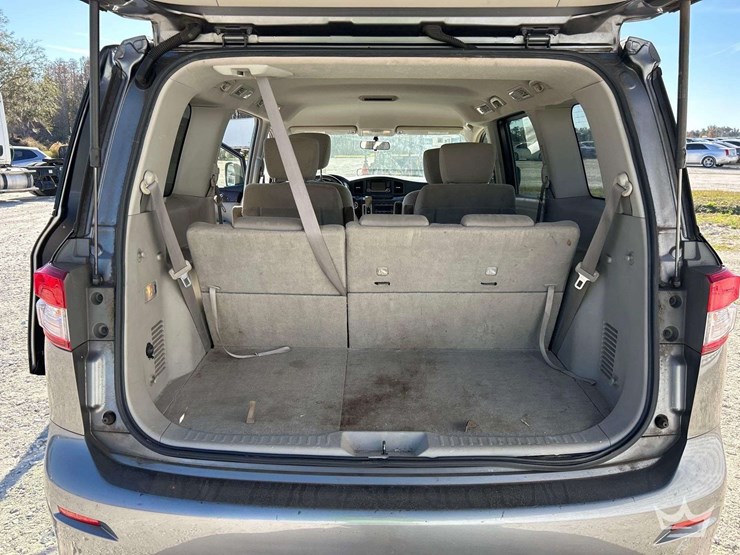 2016-nissan-quest-image-22