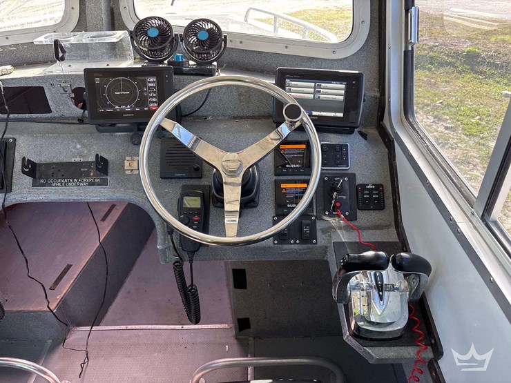 tug-boat-with-tri-axle-magic-tilt-boat-trailer-image-72