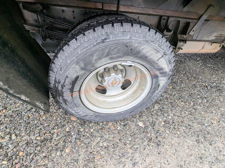 chevrolet-3500-image-12