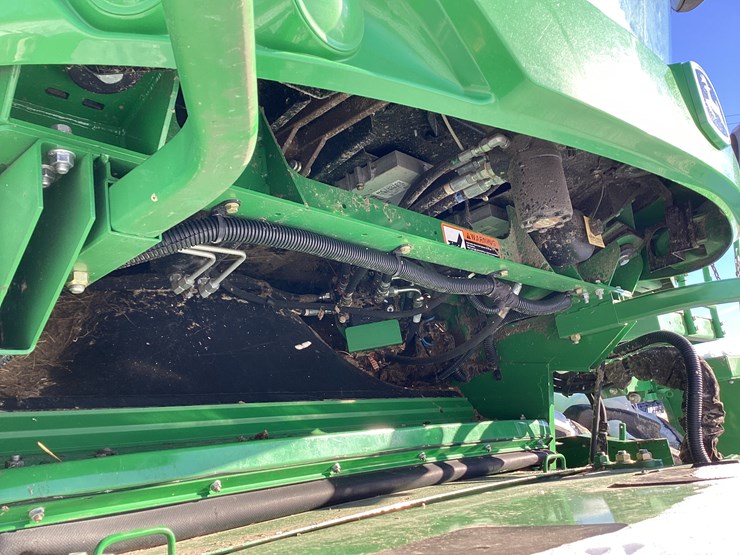 john-deere-s690-image-11