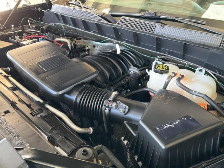 2019-chevrolet-silverado-1500-image-12