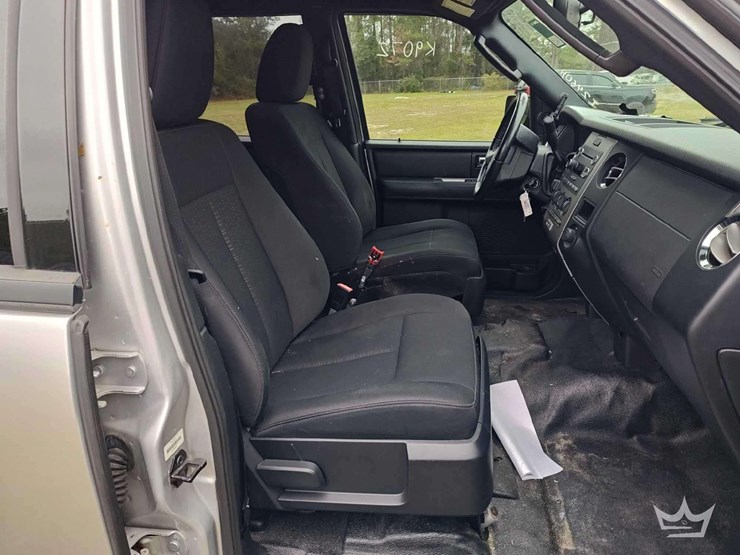 2017-ford-expedition-image-27