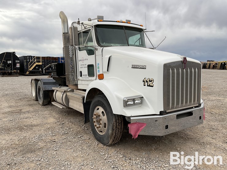 2008-kenworth-t800-image-3