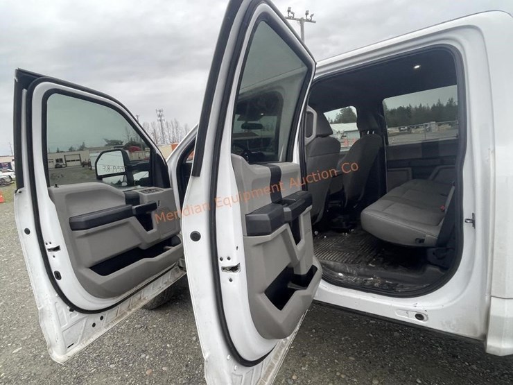 2021-ford-f350-xl-image-15