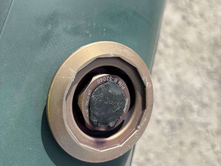 tug-boat-with-tri-axle-magic-tilt-boat-trailer-image-44