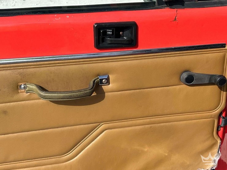 1995-jeep-wrangler-image-11