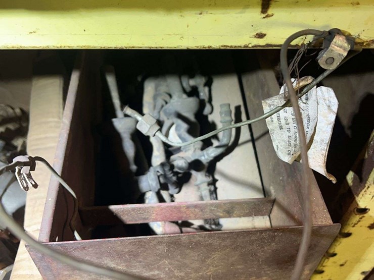 pallet-rack,-shelf-and-contents-image-9