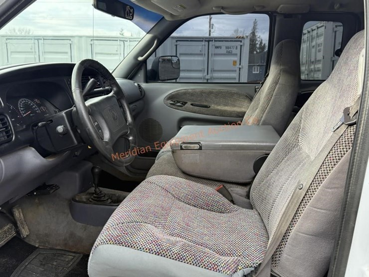 2000-dodge-ram-2500-image-19