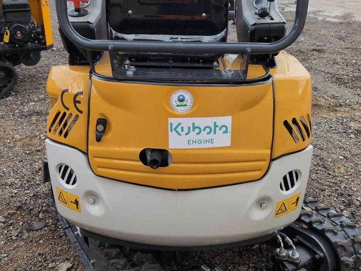 ir-mini-excavator---ire20---kubota-engine-image-6