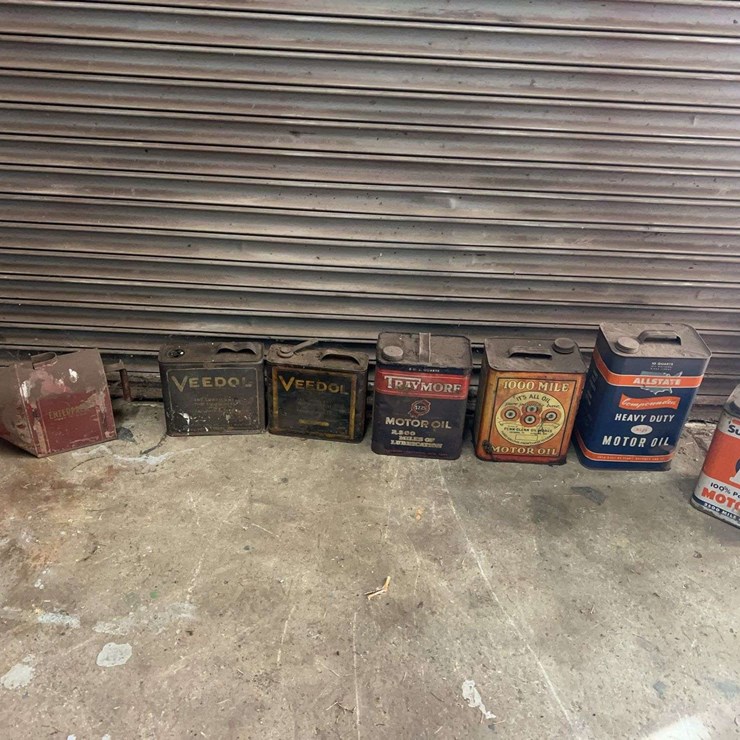 Oil Cans