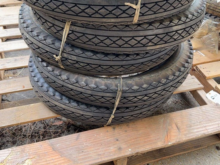 (6)-new-old-stock-goodyear-tires-image-3