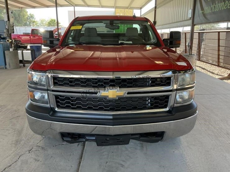 2015-chevrolet-silverado-1500-image-3