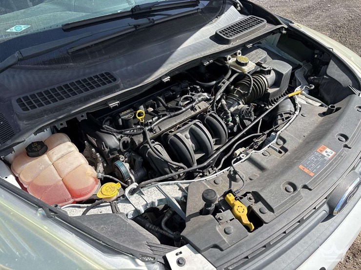 2015-ford-escape-image-9