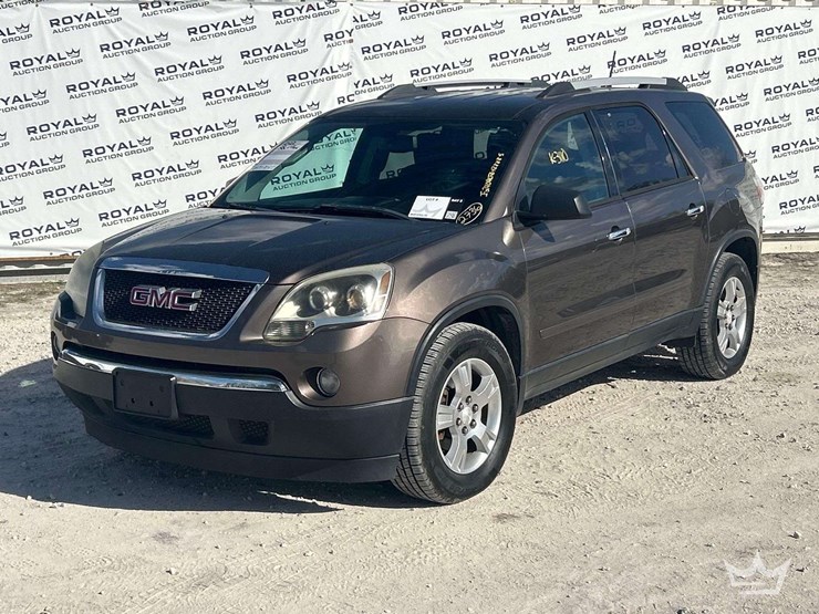 2012-gmc-acadia-image-1