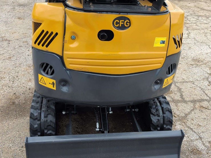 cfg-industrial-mini-excavator---qk20r---yellow-image-5