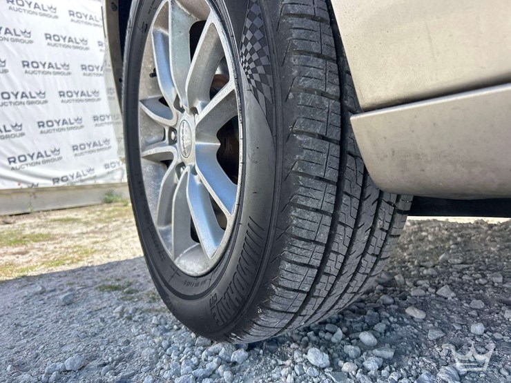 2013-ford-escape-image-26