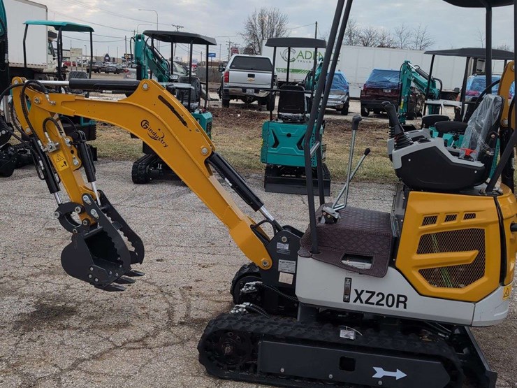 cfg-industrial-mini-excavator---xz20r---yellow-image-1