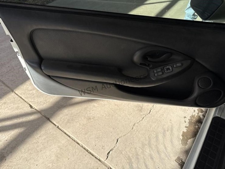 1996-pontiac-firebird-coupe-image-30