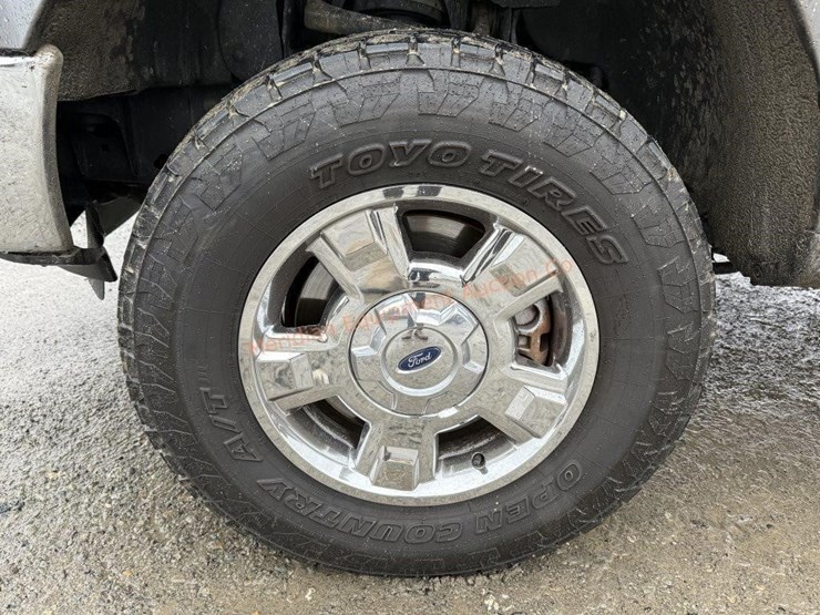 2014-ford-f150-xlt-image-11