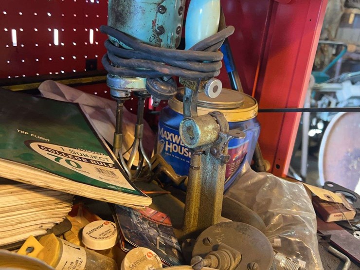 snap-on-toolbox-with-tools-image-9