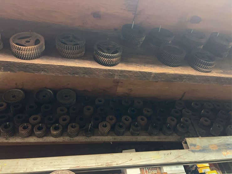 contents-of-shelf-and-gears-image-6