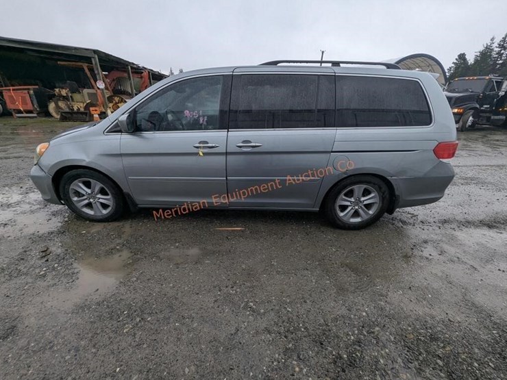 2009-honda-odyssey-image-6