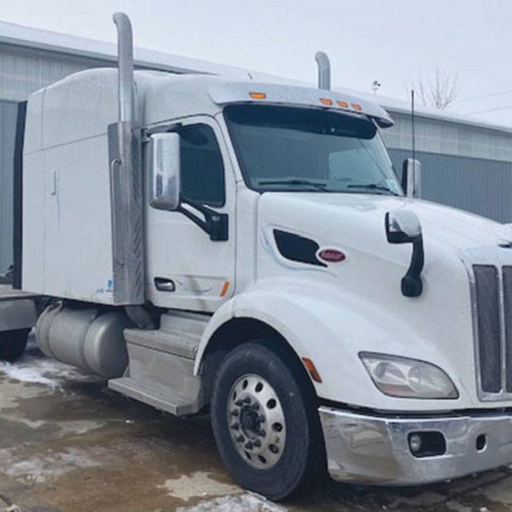 2019 PETERBILT 579