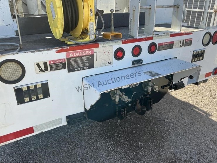 2013-international-7400-image-10